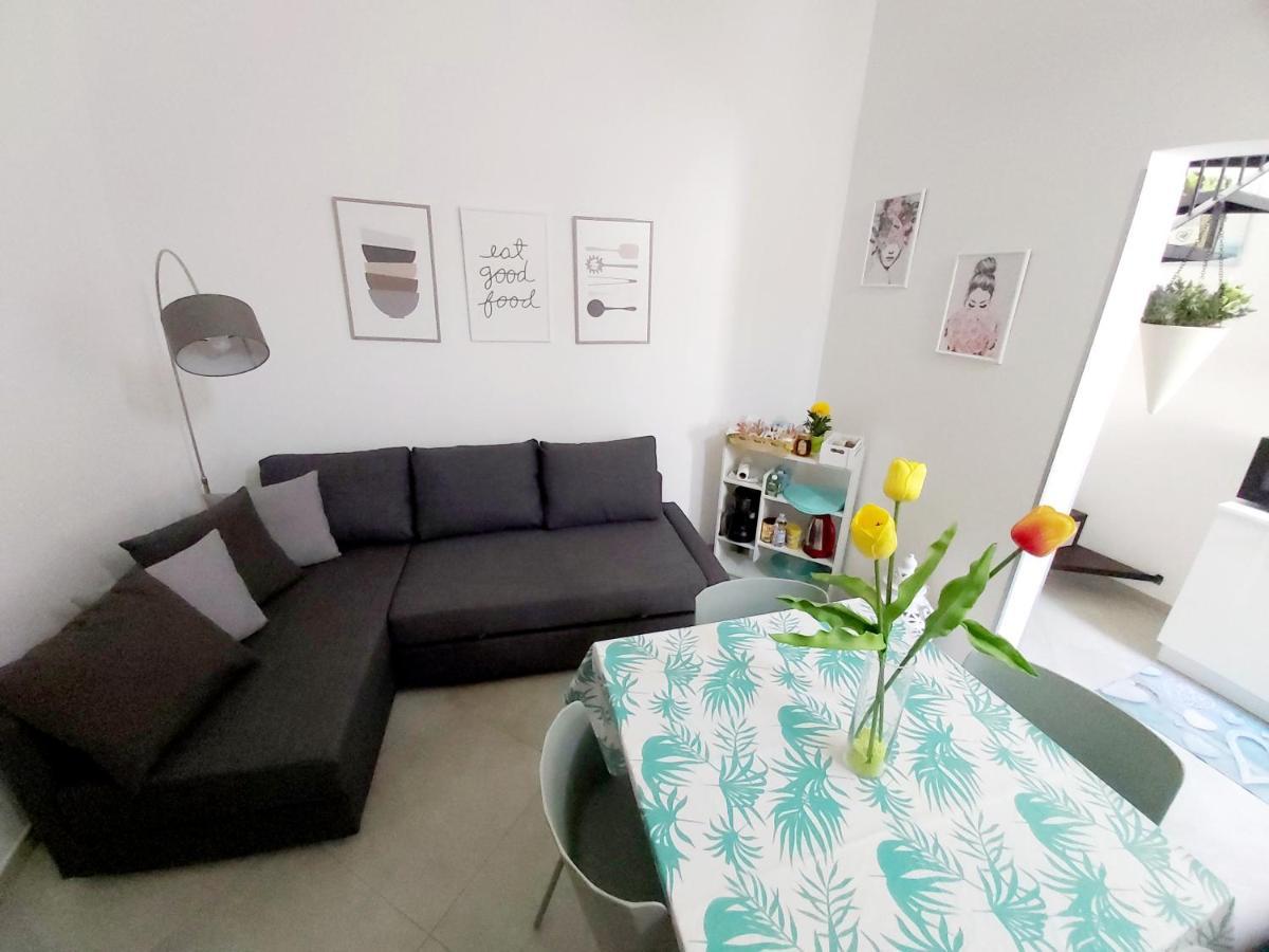 Dimora Asmara 11 15 Apartman Brindisi Kültér fotó